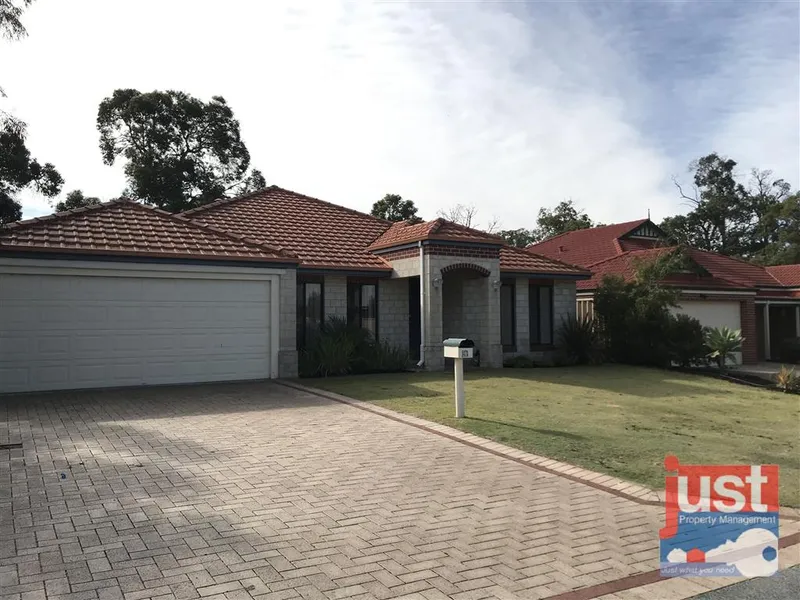 Large Family Home in Sought After College Grove