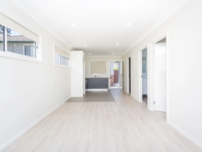 Near-New Villa, FULL OF NATURAL LIGHT