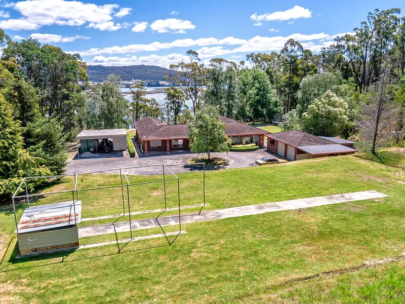 Magnificent 8000sqm block in Ambleside Tas 7310