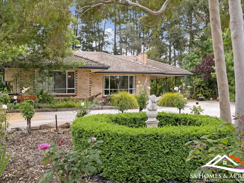 Modern oasis on the edge of country living!