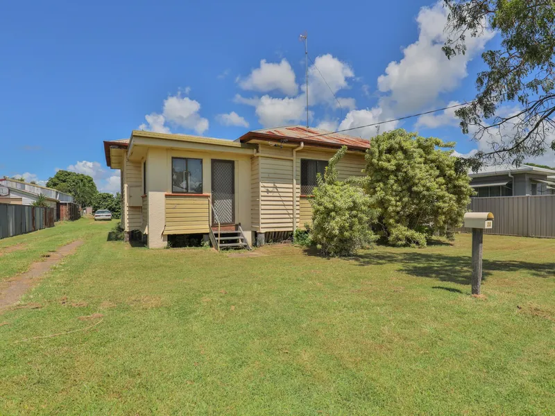 RENOVATE OR DETONATE ON A SUBSTANTIAL 1,012M2!