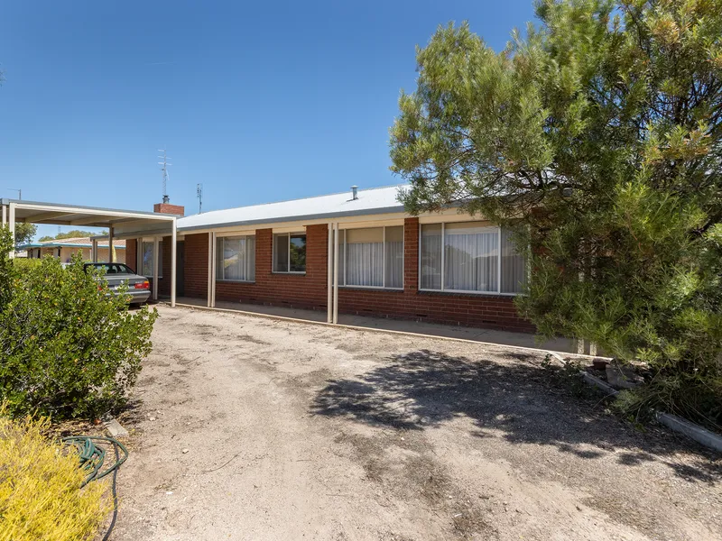 FIRST HOME / HOLIDAY HOME