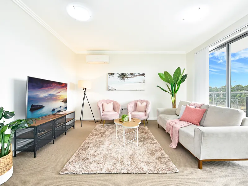 Elegant executive apartment