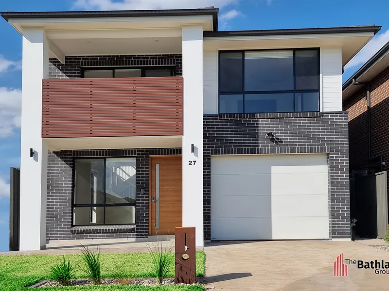 READY TO MOVE IN! BRAND NEW FIVE BEDROOM DREAM HOME WITH A BEDROOM AND BATHROOM DOWNSTAIRS