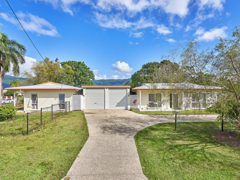 FULL DUPLEX - NO BODY CORPORATE FEES !!!!