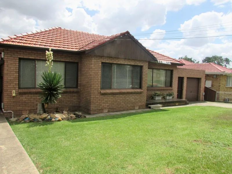 Neat and tidy home.