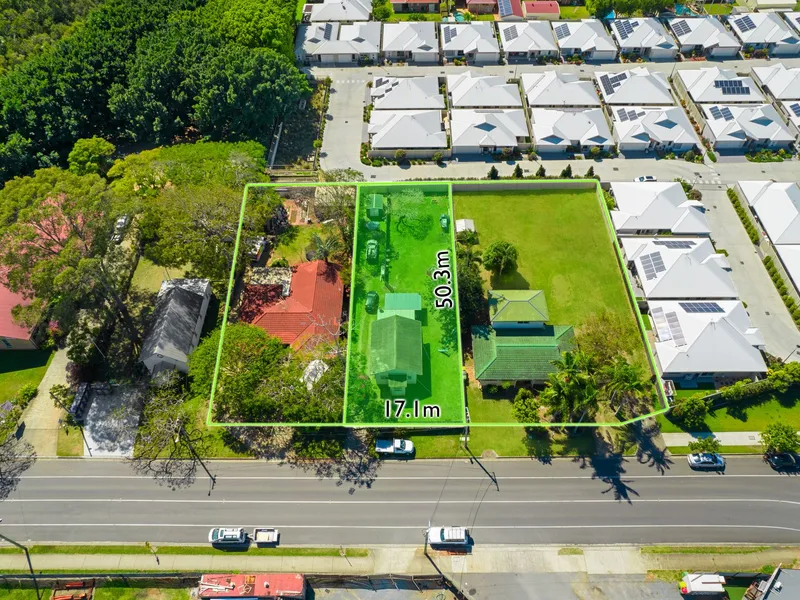 A Cosy Cottage on 860m2 walk to water