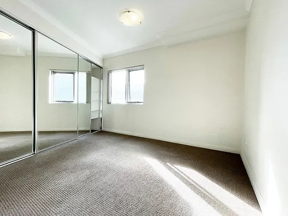 2 Bedroom apartment + Study 