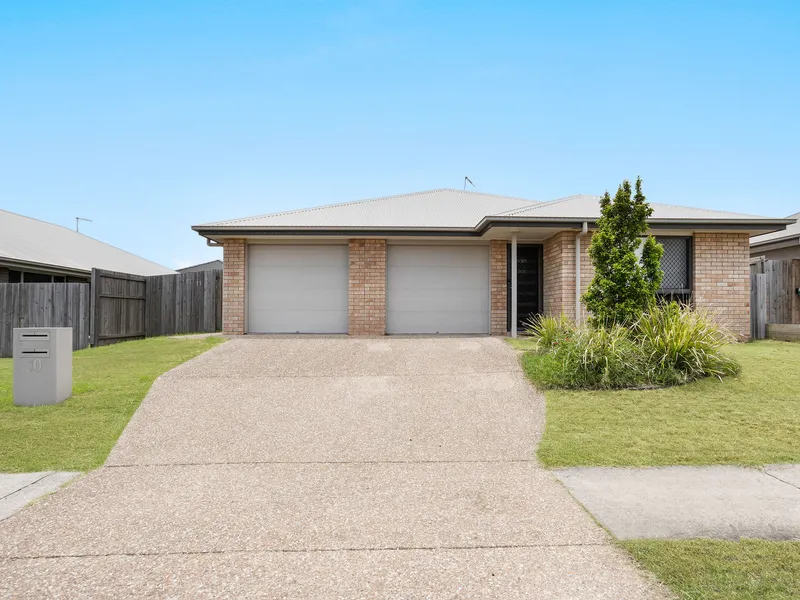 Nest or Invest! Beautiful DUAL KEY - Call Agent for Inspection Times!
