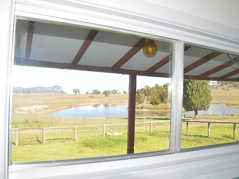 Life on a Rural Property - 1900's Weatherboard Cottage