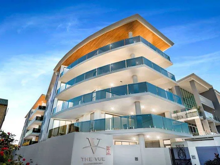 LOCATION, LUXURY and BEACHFRONT LIFESTYLE