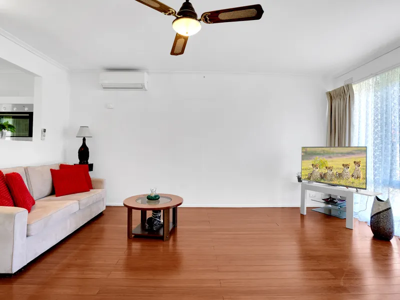 AFFORDABLE LIVING IN A FANTASTIC LOCATION CLOSE TO EVERYTHING