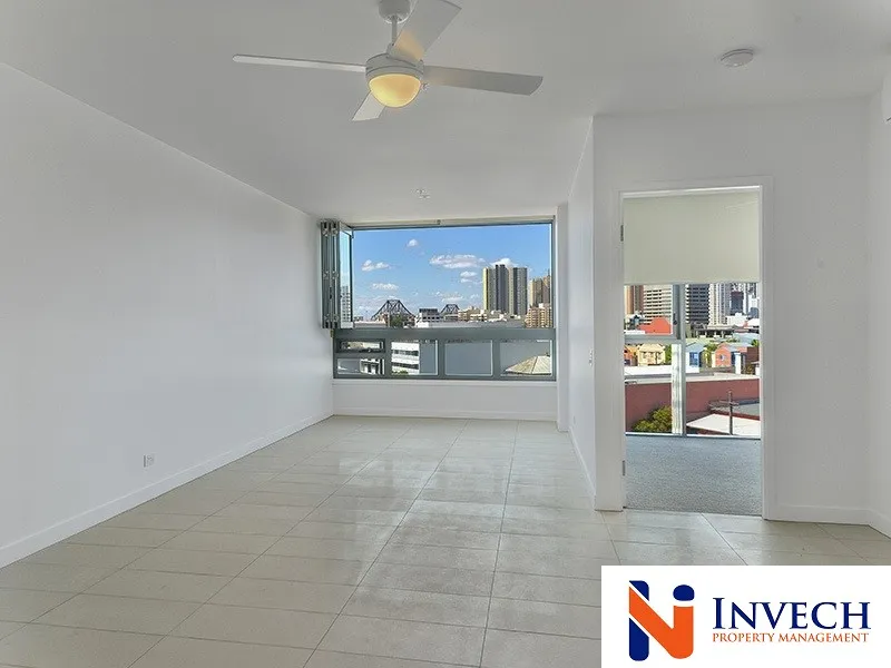 Level 8 - Spacious and Open living style One Bedroom For Rent