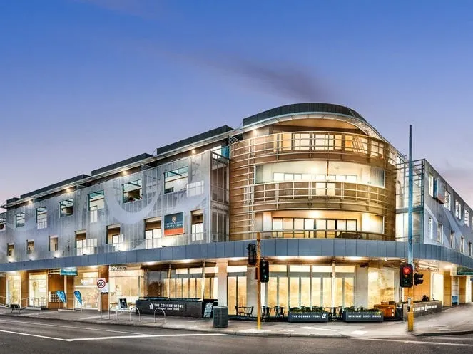 Two Bedroom Modern, Convenient Living