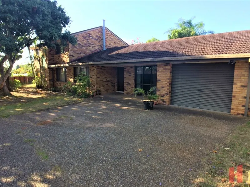 7 bedrooms house available for rent in EIGHT MILE PLAINS