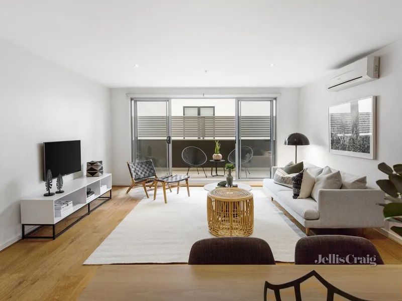 Subtle Sophistication in Northern Sun