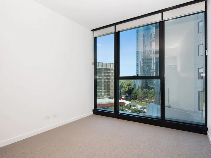 Lovely 2 Bedroom + 1 Bathroom Apartments in SKY TOWER