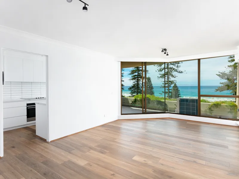 RENOVATED BEACHFRONT OPPULENCE