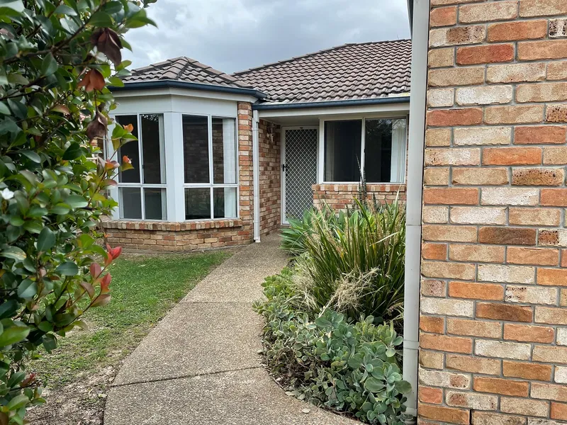 4 Bedrooms in Upper Coomera