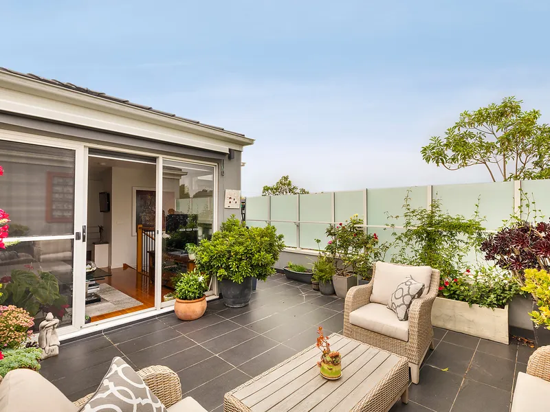 An Inner-Urban Oasis of Quality and Privacy