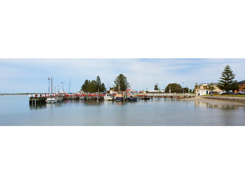 Serene Sustainable Seaside Lifestyle and Business