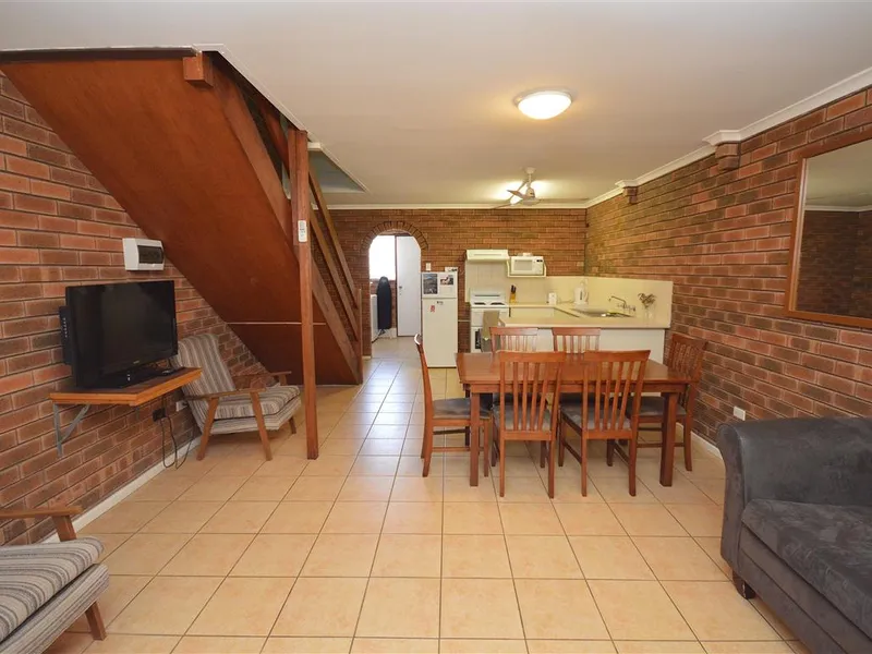 Well Presented Chick Court Unit