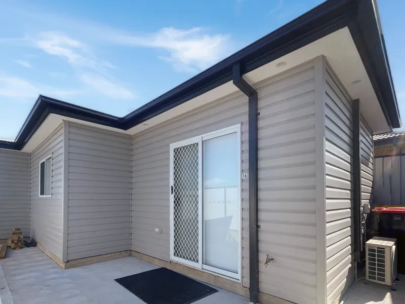 Spacious Brand New Granny Flat