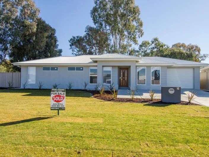 Ultra-modern Freestanding Villa