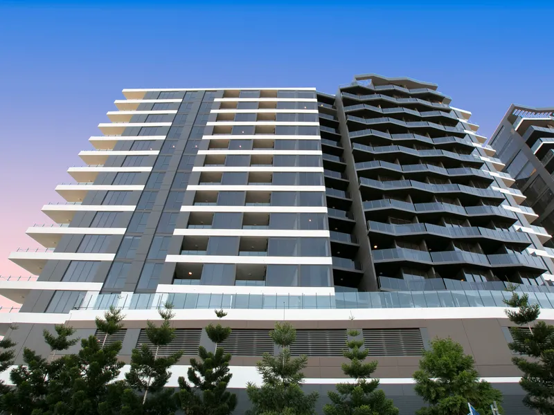 Seize this opportunity for riverside living at its finest! - Fully Furnished, 3 Beds 3 Baths furnished Unit and 1 carpark