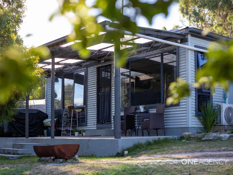 Ultra Rare River Frontage!