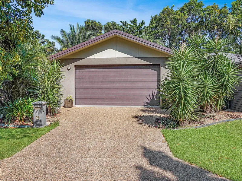 Well Positioned Palm Cove Villa!