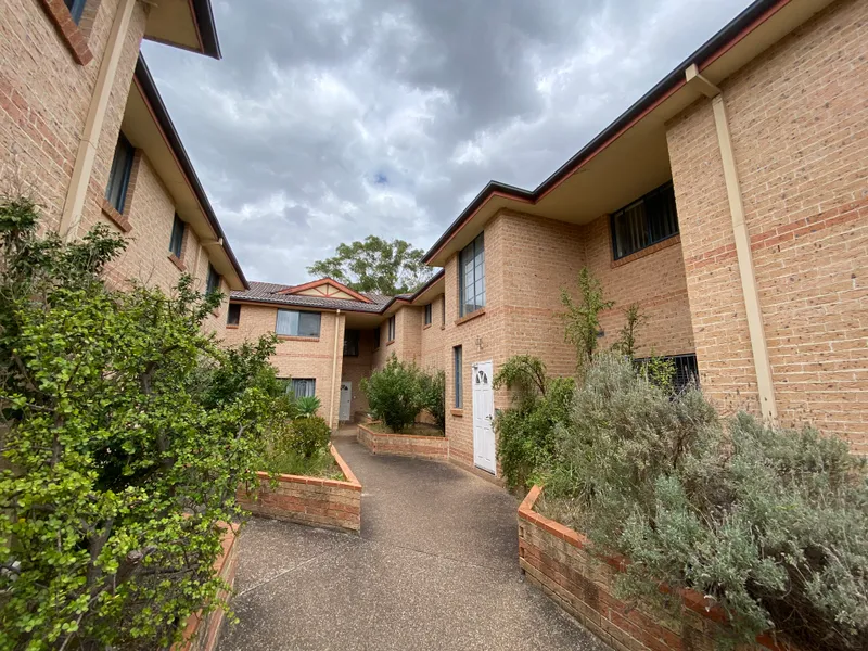 conveniently located within walking distances to Campsies shopping and the train station