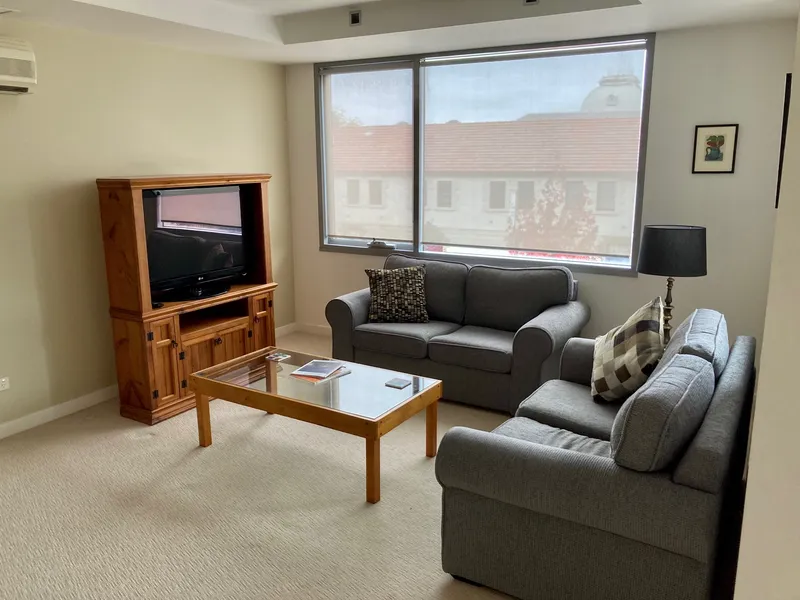 Two bedroom, two bathroom furnished apartment in the heart of the CBD