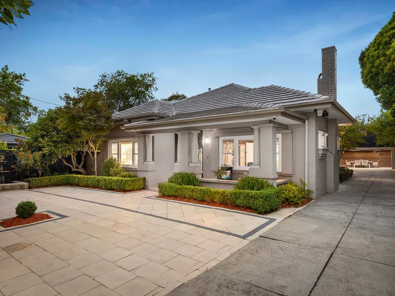 An enchanting Bungalow with an inspiring future amid elite private schools