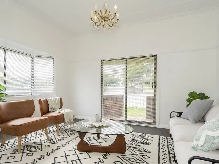 WELCOME TO WALFORD - Renovated 3 Bedroom Home