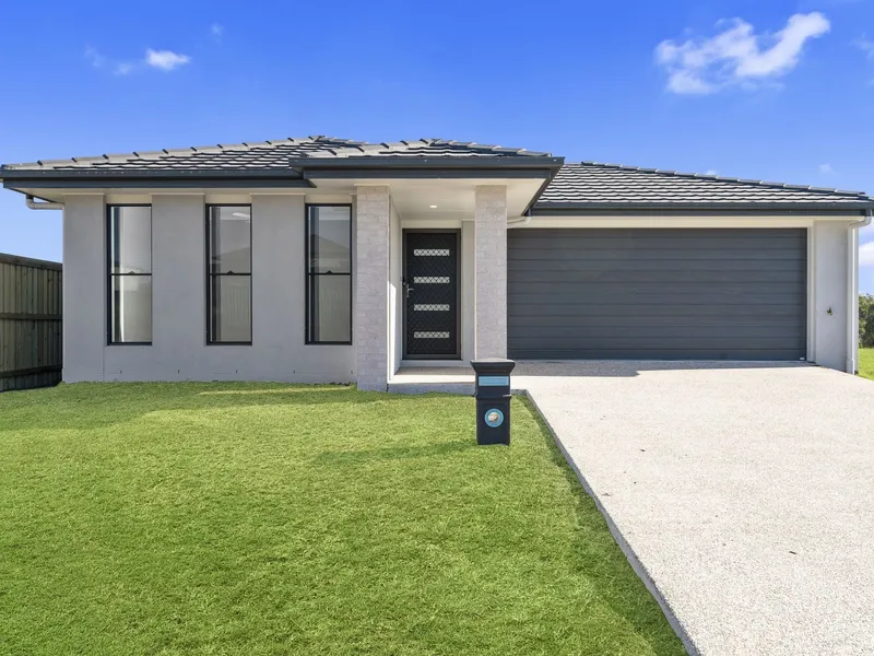Lot 58 Palatial Crescent! Land - $285,000, House - $182,420