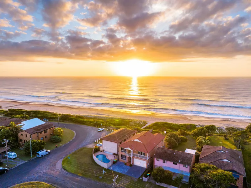 THE BEACH IS YOUR BACKYARD