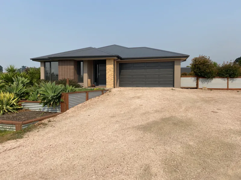 Executive Living at it's finest!!