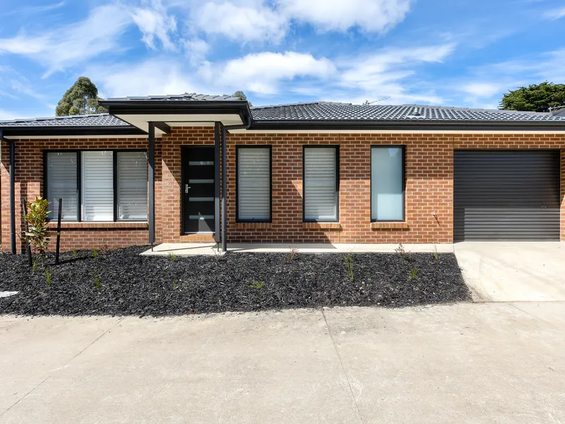 Luxury New Townhouse in an Eco-Friendly Setting