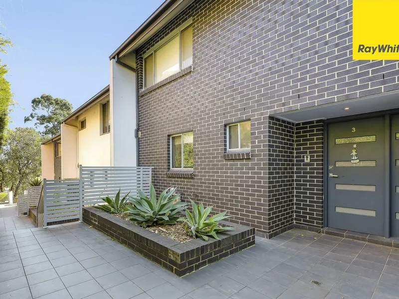 Extra Large 3 Bedroom Townhouse