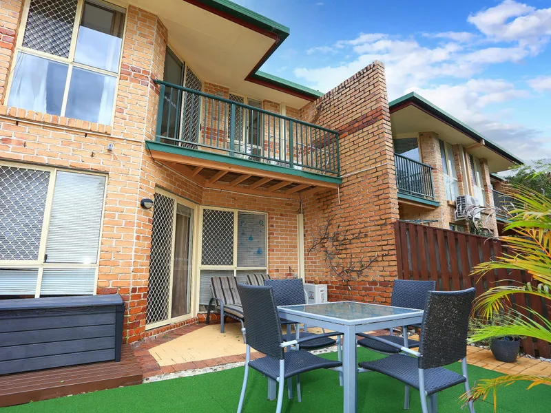 Finding a lovely townhouse is not easy!