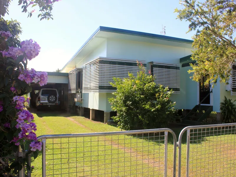 4 Brm House For Sale in Forrest Beach