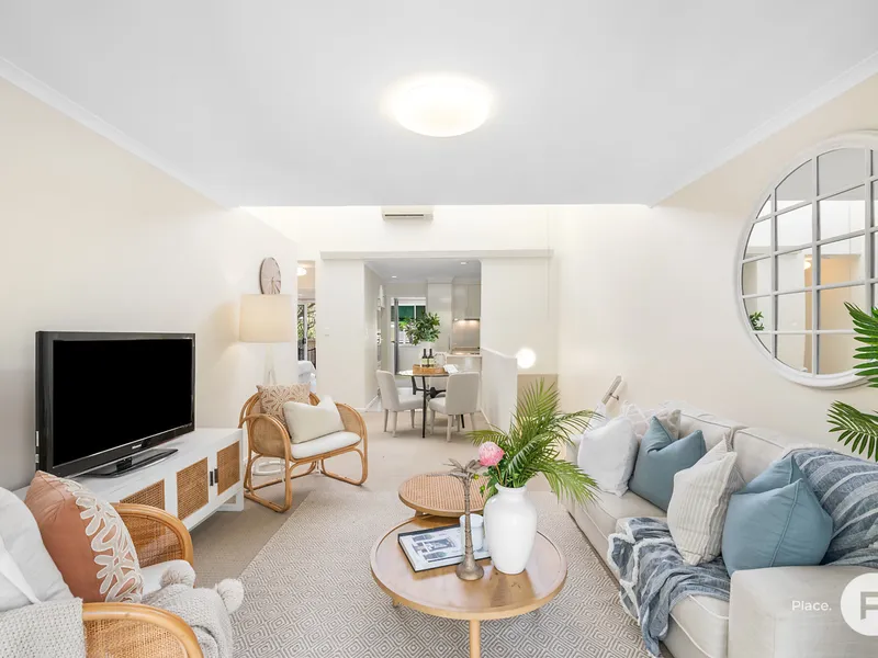 Fantastic three-bedroom townhome in parkside enclave