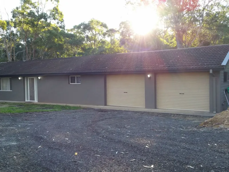 Near New Executive Home