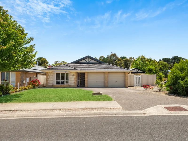 Attractive, 4 bedroom family home