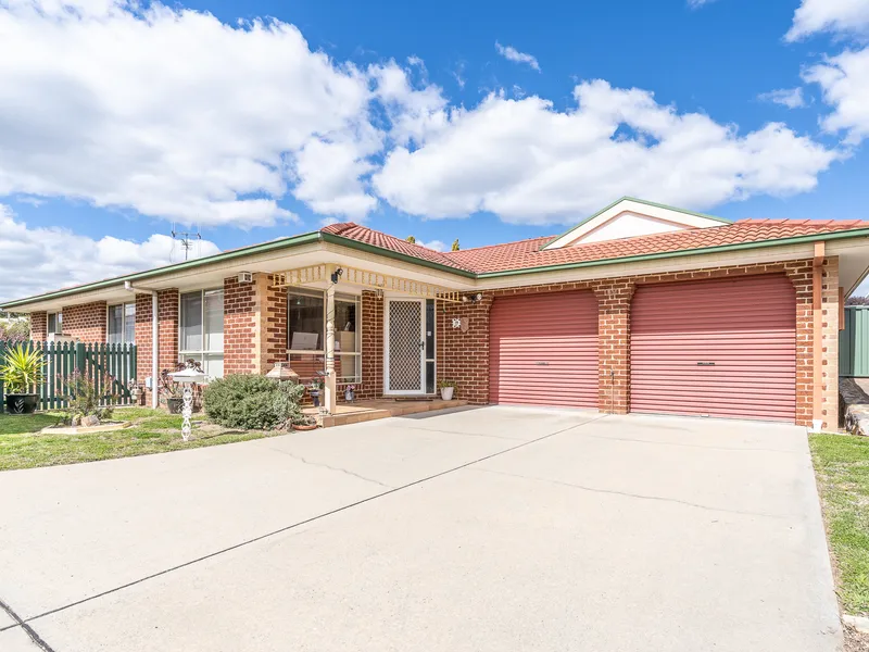 SPACIOUS - SEPARATE TITLE HOME - QUIET CUL-DE-SAC