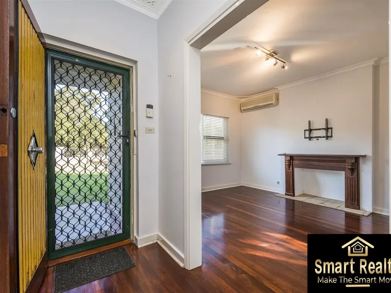 Charming 2 x 1 character home in prime East Vic Park location!