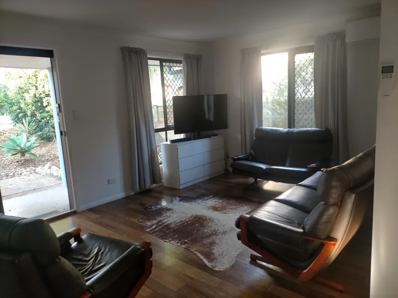 Close to town! Be Quick! 