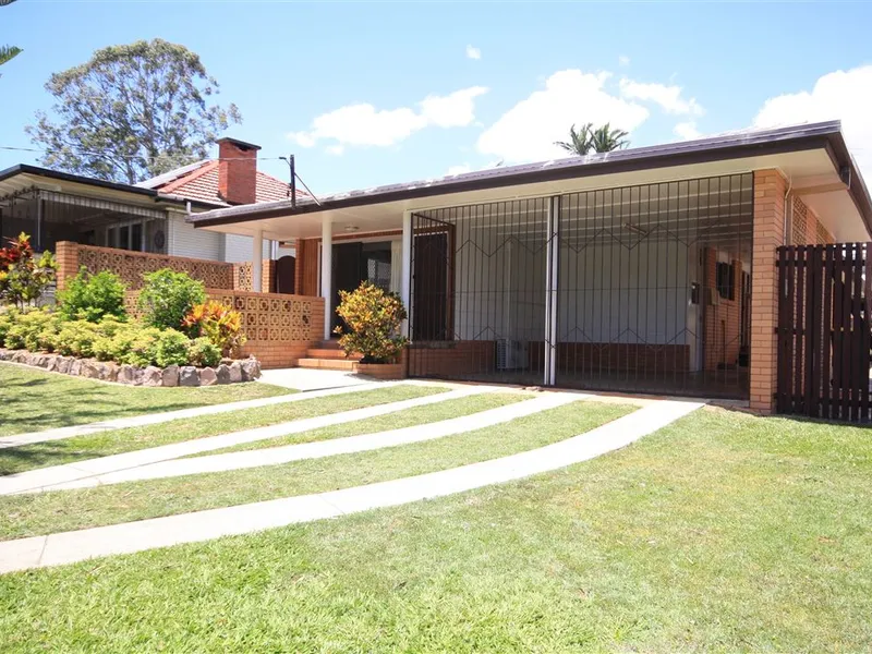 Fantastic Family Home - Ready to Move into Now!