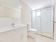 PERFECT ROOMING ACCOMMODATION FOR STUDENTS - CLOSE TO QUT - 1 x WEEKS FREE RENT FOR 6 MONTH OR LONGER LEASES